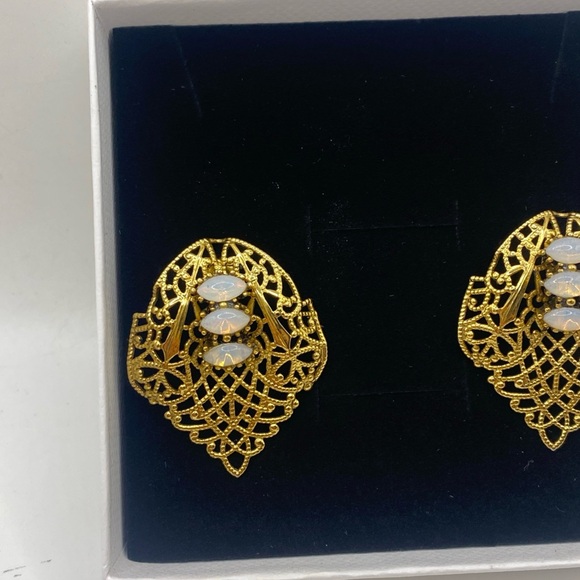 Vintage Filigree Brass Gold Plated Opal Earrings - Picture 2 of 10